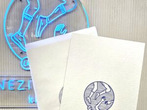 1000060461 Dovanų kuponas: sporto gydytojo/kineziterapeuto konsultacija + dvi mankštos grupėje